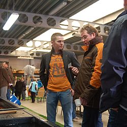 De oudst levende bekende koi boven water: afbeelding 8