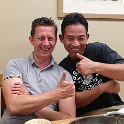 Een gouden gebaar van respect: afbeelding 1