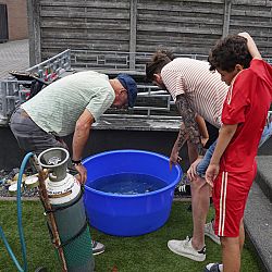 Een heuglijke zaterdag: afbeelding 1