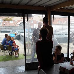 Willen jullie de koi niet meer komen ophalen ?: afbeelding 2