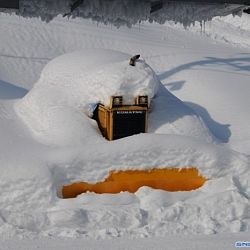 273 cm. sneeuw in Japan: afbeelding
